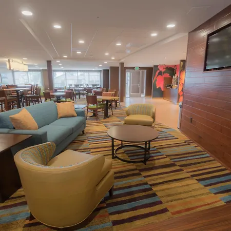 Fairfield Inn & Suites By Marriott Gaylord-2