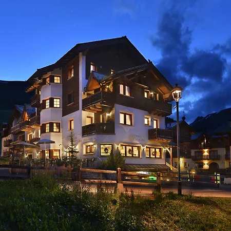 Hotel Cristallo-3
