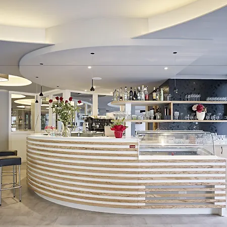 Hotel La Fiorita-3