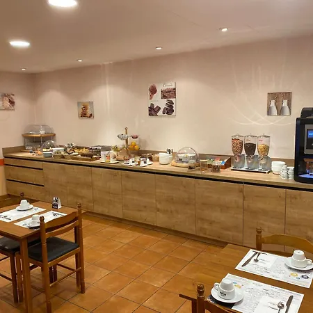 Nouvel Hotel-3