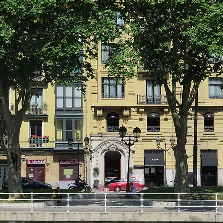 Hotel Tayko Bilbao-3