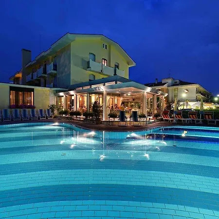 Junior Family Hotel-3