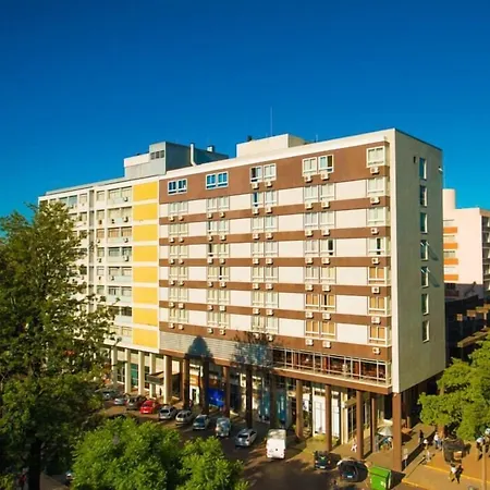 Hotel Obino Bage-3