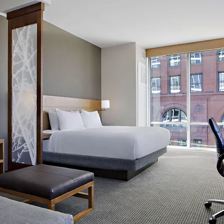 Hyatt Place Grand Rapids Downtown-2