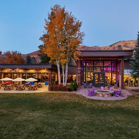 The Inn At Aspen-2