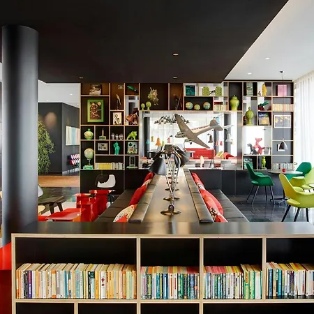 citizenM Paris Charles de Gaulle Airport-3
