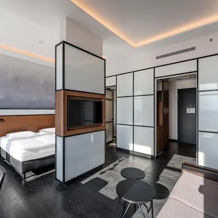 Park Inn by Radisson Berlin Alexanderplatz-3
