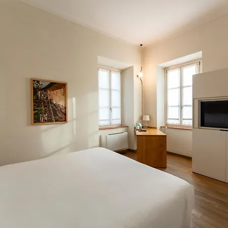Art Hotel Varese-3