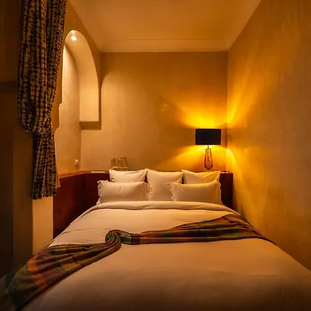 Riad Les Yeux Bleus-3
