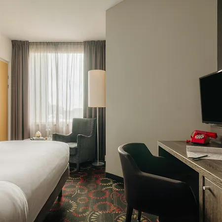 Crown Hotel Eindhoven Centre-3