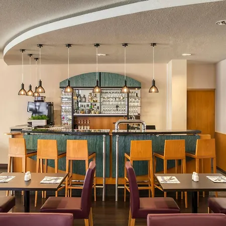 Hotel Freiburg City Center By Leonardo Hotels-3