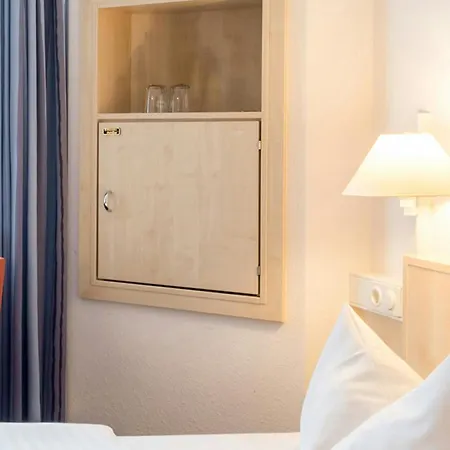 Hotel Magdeburg City Center By Leonardo Hotels-3