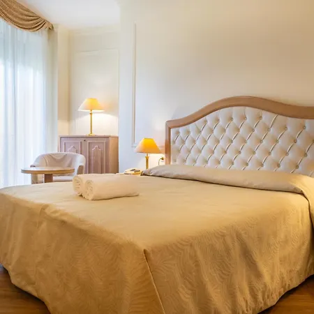 Hotel Astoria-2
