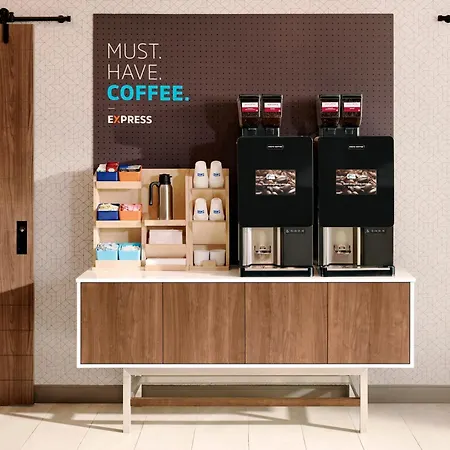 Holiday Inn Express & Suites Miami Airport East By Ihg-2