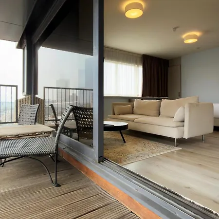 Rotterdam Teleport Hotel-3