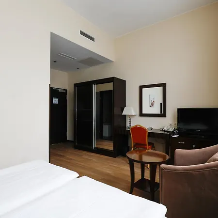 Grand Palace Hotel Hannover-3