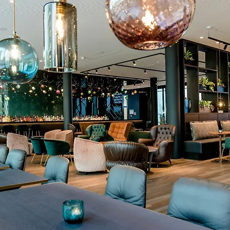 Motel One Stuttgart-Hauptbahnhof-2