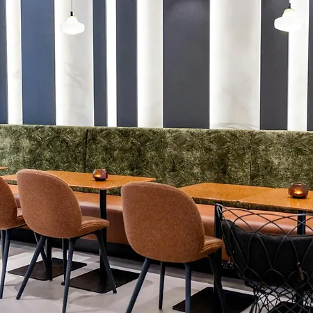Motel One Frankfurt-Hauptbahnhof-2