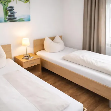 Hotel Discovery-3