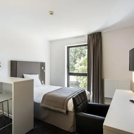 Adonis Dijon Maison Internationale-3