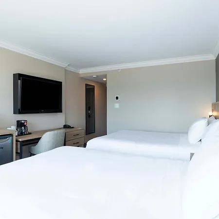 Sandman Signature Vancouver Downtown Hotel-2