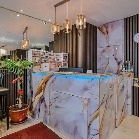 Hotel Münchner Hof-3