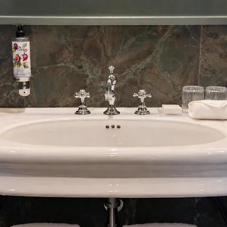 Neuilly Park Hotel-3