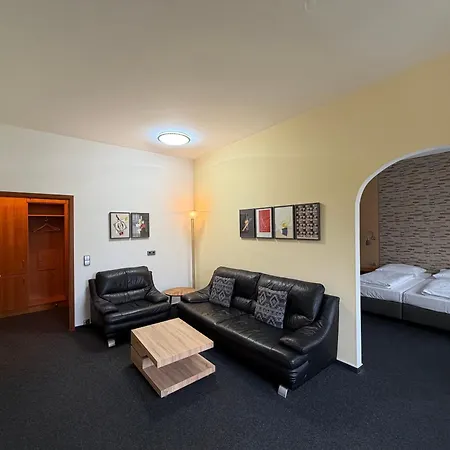 Hotel Liszt-2