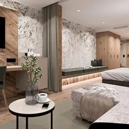 Alm-&Wellnesshotel Alpenhof-3