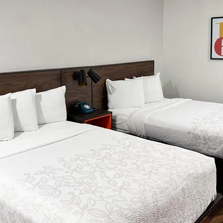 Motel 6 Classic Galveston, Tx Beach-Seawall-2