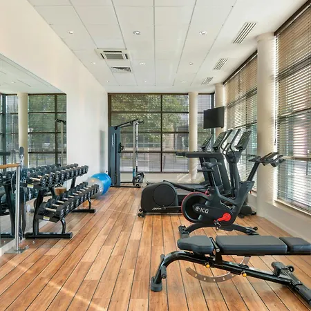 Courtyard By Marriott Paris Saint Denis-2