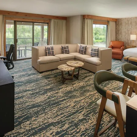 Edgewater Missoula, Tapestry Collection By Hilton-2
