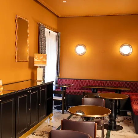 Boutique Hotel Metro 900-3