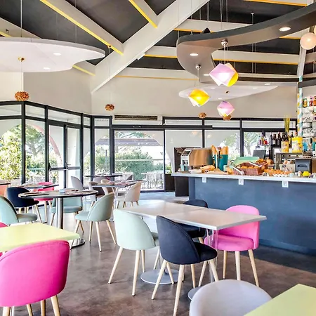 ibis Styles Fréjus St Raphael-3