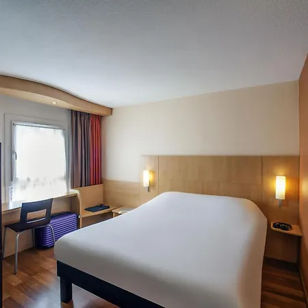 Ibis Beaune Centre-3