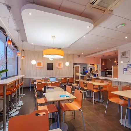 ibis budget Saint-Quentin Centre Gare-2