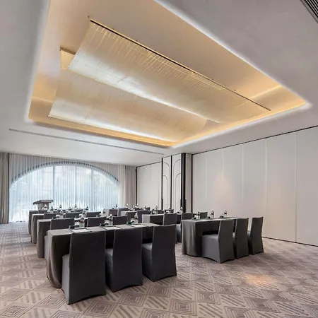 Sofitel Shanghai North Bund-3