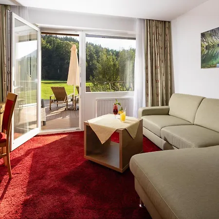 Alm-&Wellnesshotel Alpenhof-2