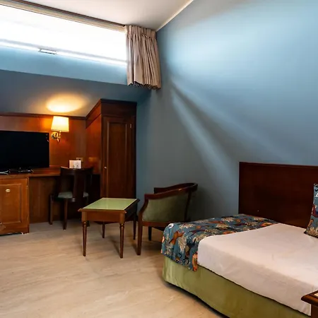Grand Hotel Bastiani-2