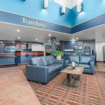 Travelodge By Wyndham Rapid City-2