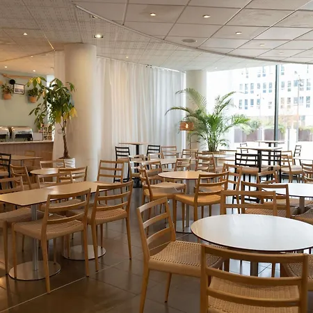 Novotel Suites Marseille Centre Euromed-2