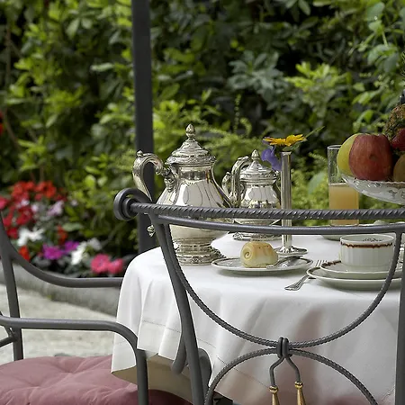 Hotel Relais Dell'Orologio-2