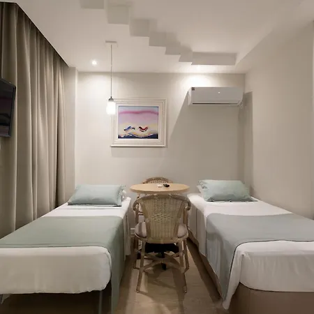 Miramar Hotel-3