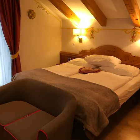 Alexander Hotel Alpine Wellness Dolomites-2
