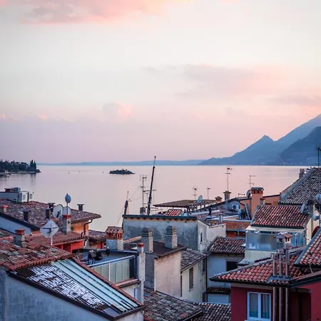 Hotel Lago Di Garda-2