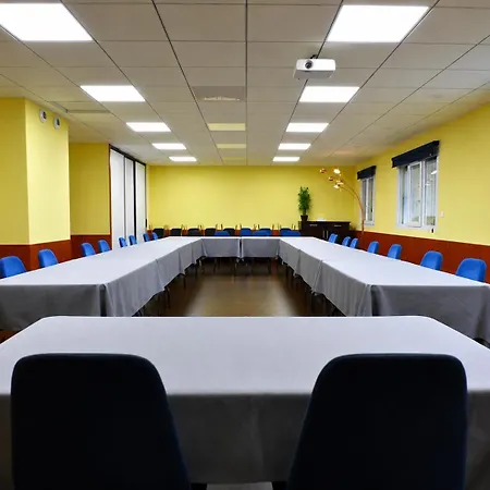 Logis Hotel Center-3