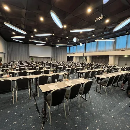 Crowne Plaza Zuerich By Ihg-3