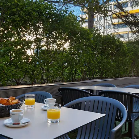 ibis Styles Cannes Le Cannet-2