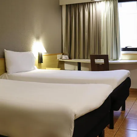 ibis Santos Gonzaga Praia-3