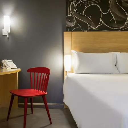Ibis Uberaba-3
